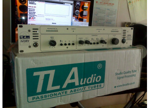 TL Audio Ivory Series V2 - 5050