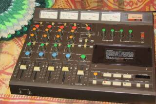Tascam Portastudio 244