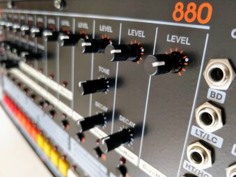 808 CLose 2 808 CLose 2