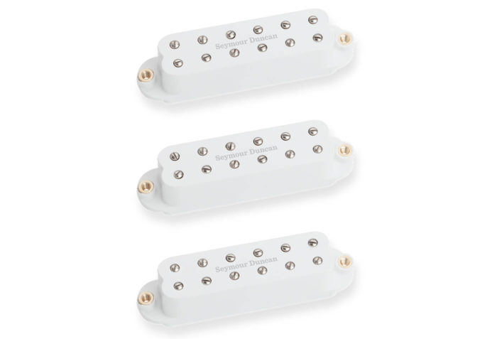 3-red_devil_set_white_for-web-700x477