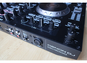Denon DJ MC4000 (4971)