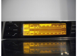 Behringer Ultracurve Pro DEQ2496 (1250)