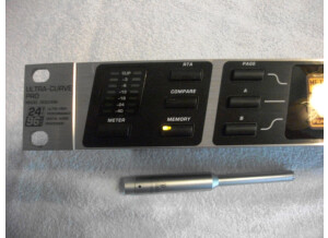Behringer Ultracurve Pro DEQ2496 (75080)