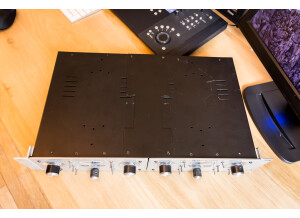 Universal Audio 710 Twin-Finity (75173)