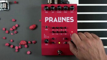 Glou-Glou Pralines : Glou-Glou Pralines (97682) Glou-Glou Pralines : Glou-Glou Pralines (97682)