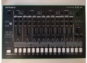 Roland TR-8 (53311)