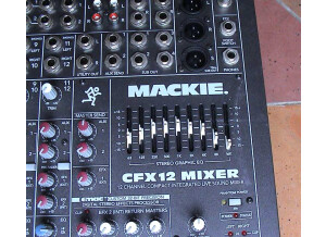 Mackie CFX 12