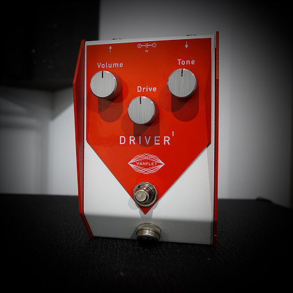 Vanflet Driver1 : ca7e8b_856c0ab34c3b4492973afcc11c332433_mv2_d_3982_3982_s_4_2