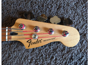 Fender Standard Precision Bass [2009-Current] (82615)