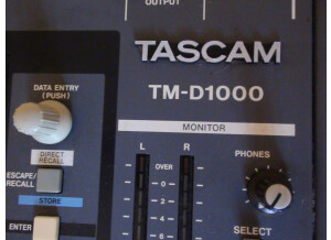 Tascam TM-D1000 (75092)