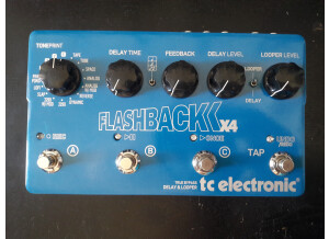 TC Electronic Flashback x4 (65990)