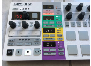 Arturia BeatStep Pro (78019)