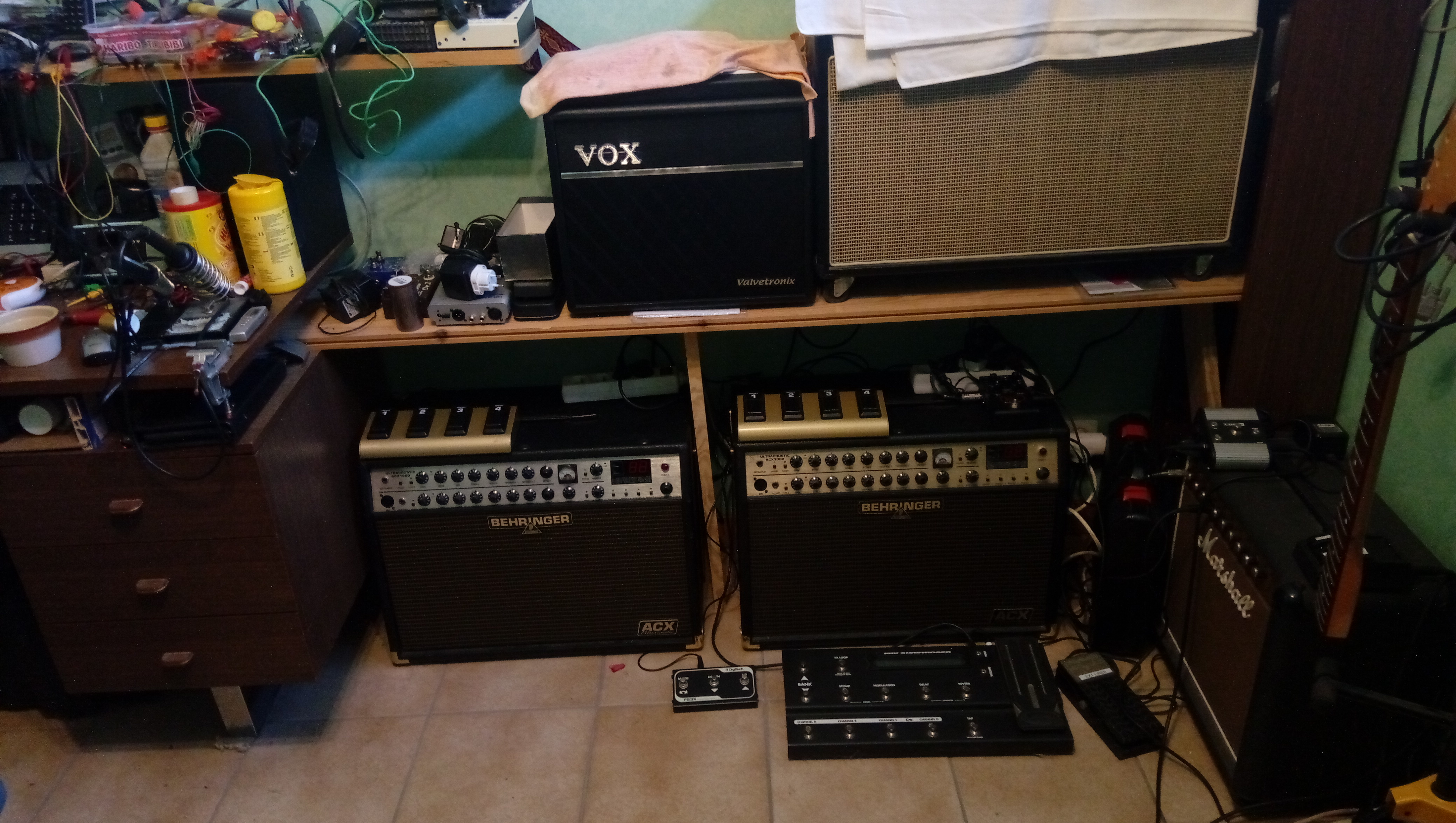 Behringer Ultracoustic ACX1000