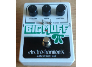 Electro-Harmonix Big Muff Pi with Tone Wicker (82174)