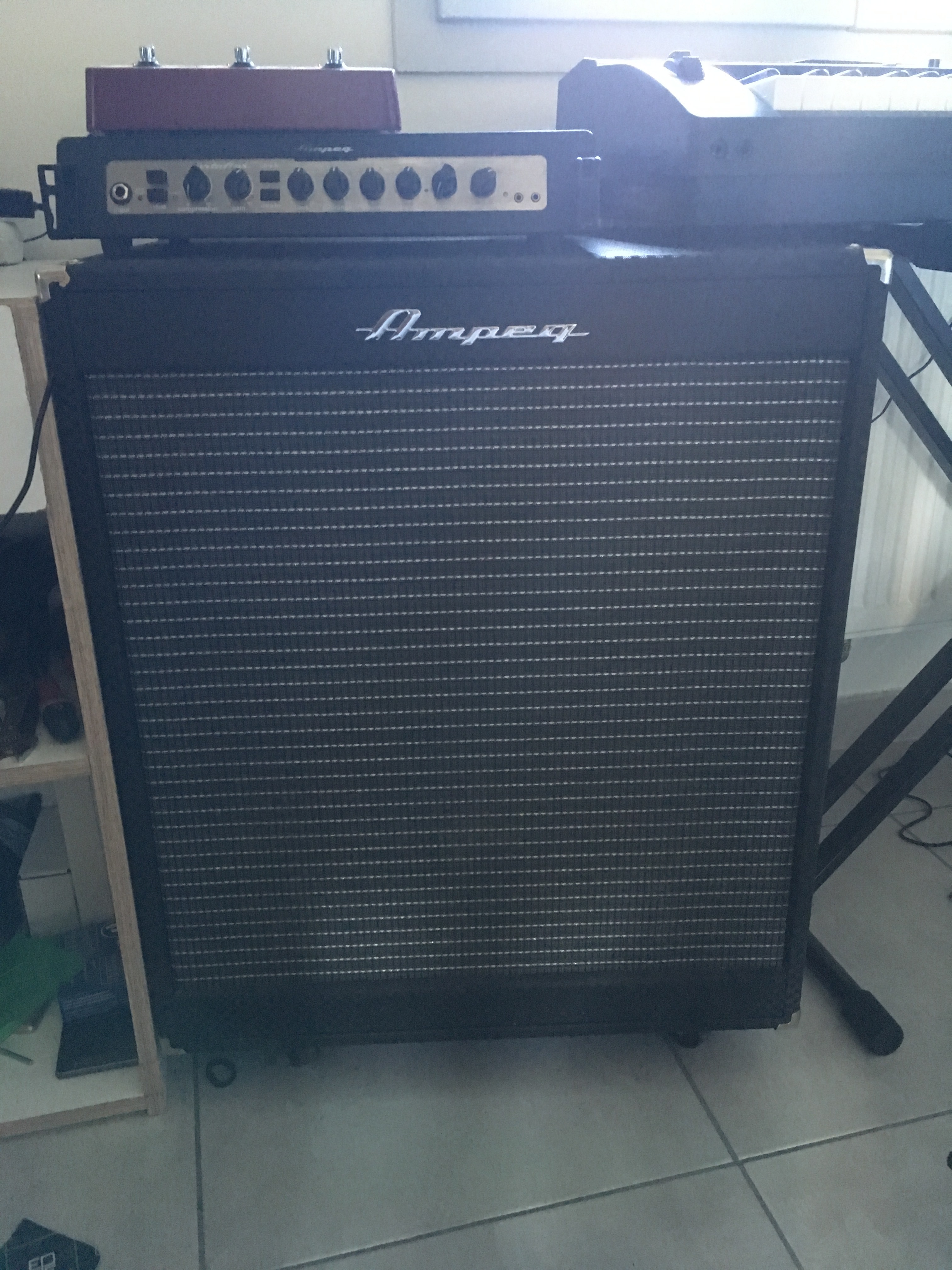 Ampeg PF-800