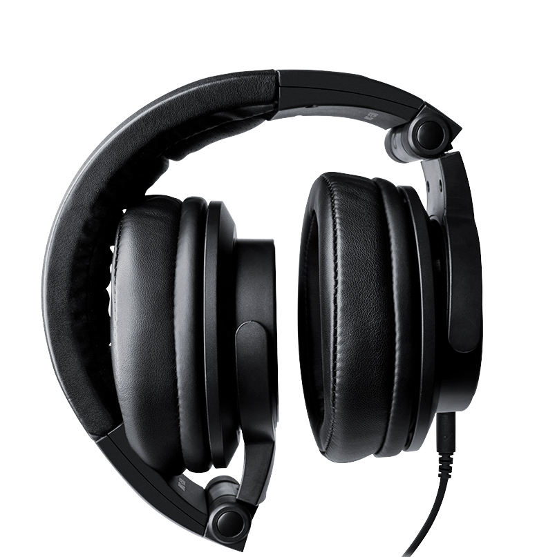 Mackie MC-150 : product_images_mc-150_folded_web_1961x1098