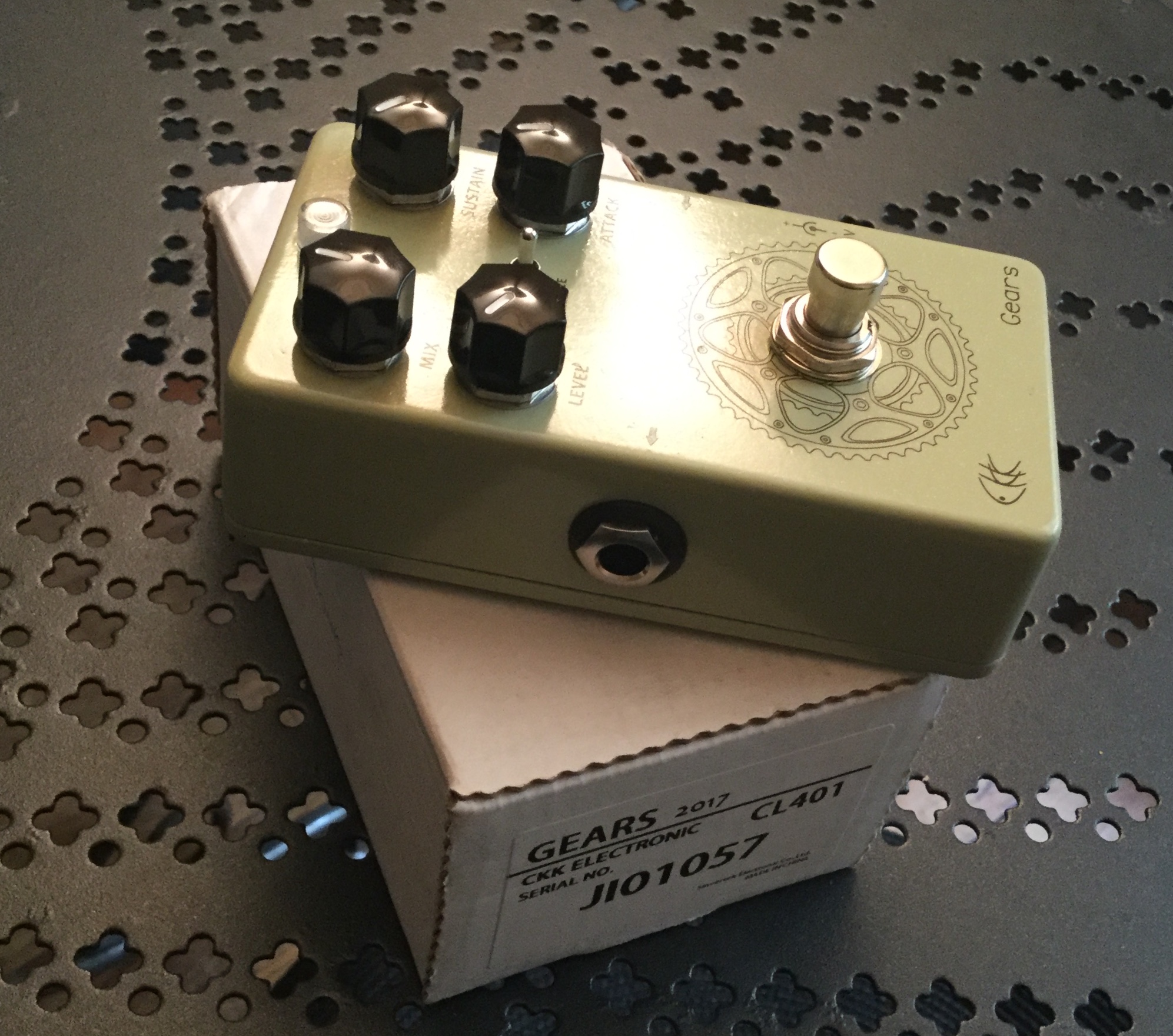 CKK Electronic Gears Vintage Compressor