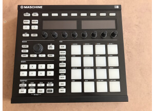 Native Instruments Maschine MKII (43892)