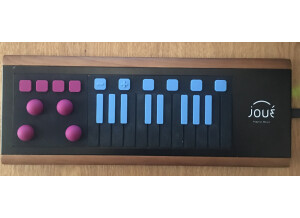 01 Joué
