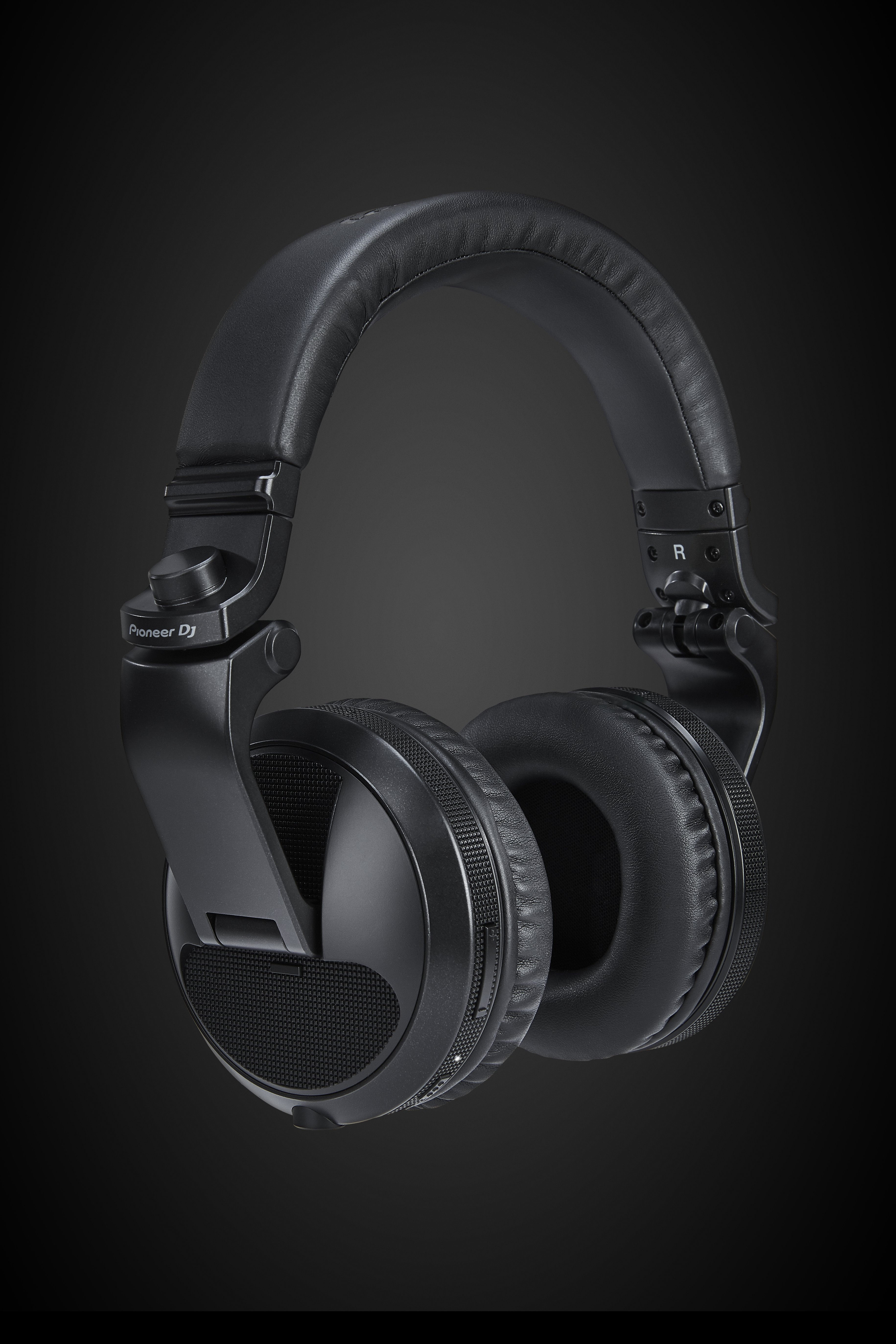 HDJ-X5bt_angle_Black