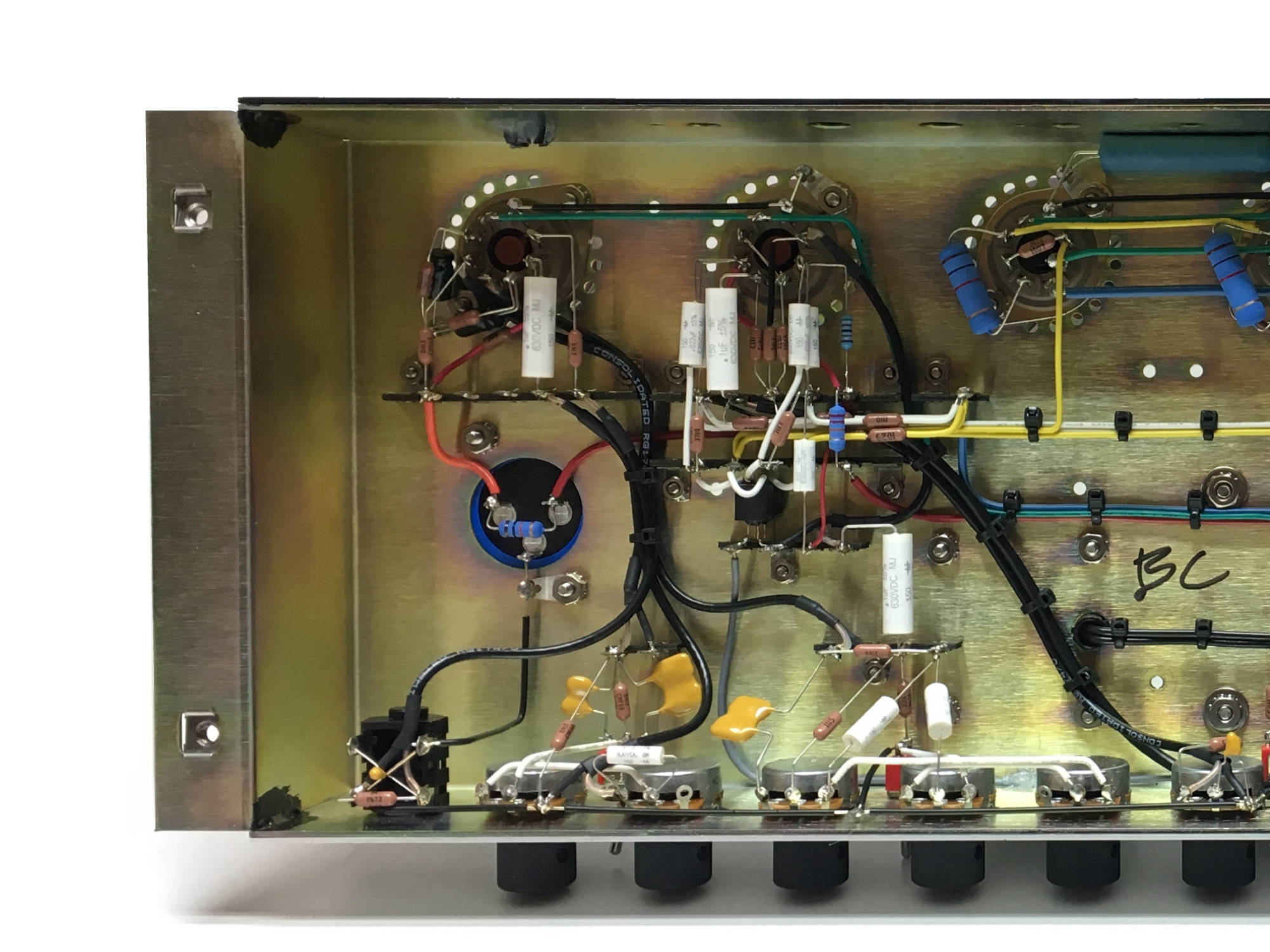 bc-audio-bel-air-40-guts-a-2000x1500