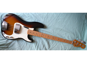 Fender Standard Precision Bass [2009-Current] (10484)