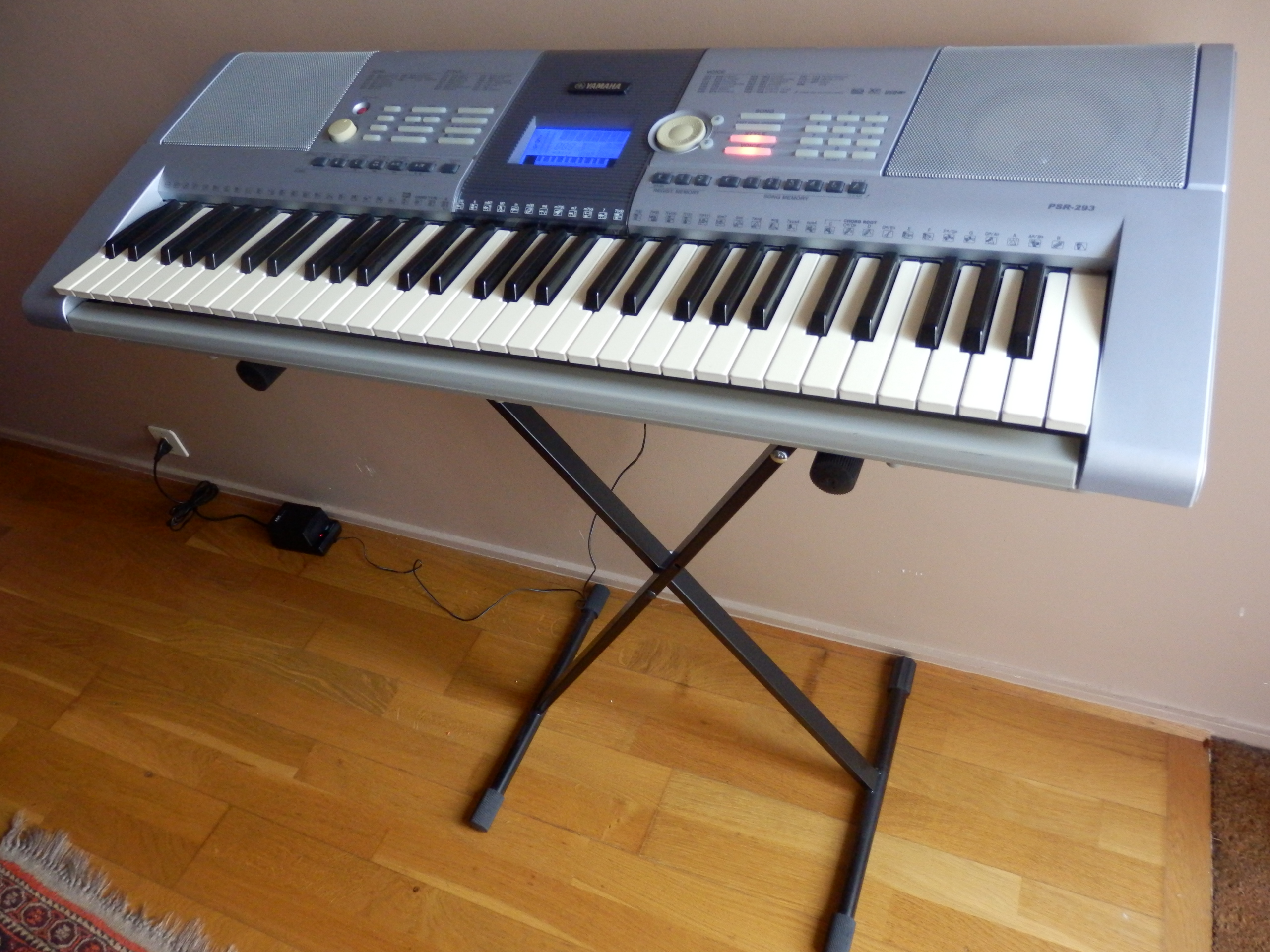 psr 293 yamaha keyboard