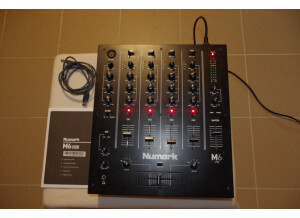 Numark M6 USB - Black (50189)