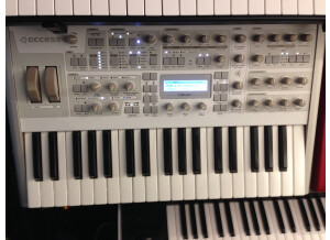 Access Music Virus TI2 Polar (53534)