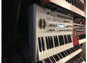 Access Music Virus TI2 Polar (81419)
