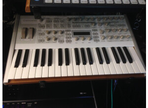Access Music Virus TI2 Polar (58835)