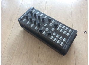 Native Instruments Traktor Kontrol X1 (27435)