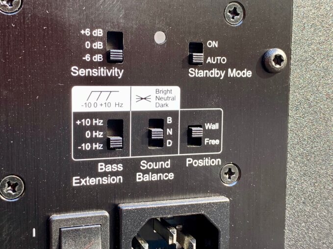 Dynaudio LYD 48 : LYD48 - 6 Dynaudio LYD 48 : LYD48 - 6