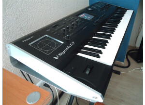 Roland V-Synth GT (4777)