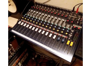 Soundcraft EPM12 (25225)