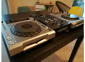 44077168_245834779441532_2314225106043273216_n