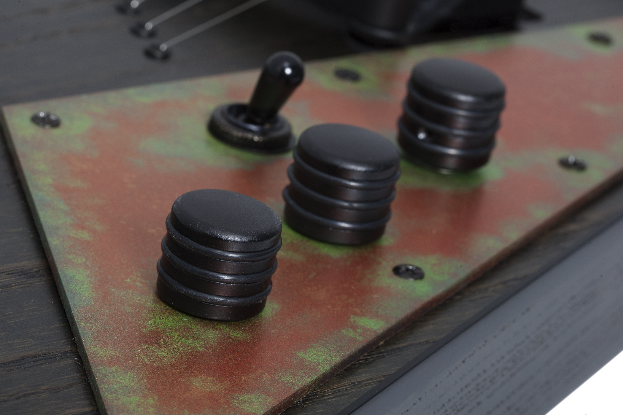 V-1 APOCALYPSE KNOBS HIGHRES