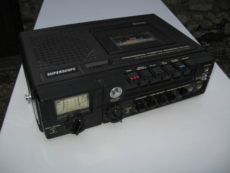 Superscope CD-330