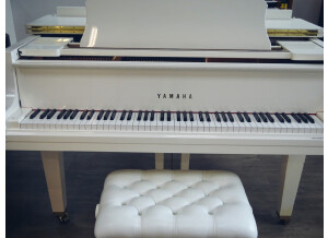 piano BLANC GH1 2