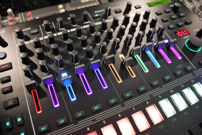 TR-8S_2tof 005.JPG TR-8S_2tof 005.JPG