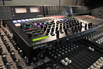 TR-8S_2tof 010.JPG TR-8S_2tof 010.JPG