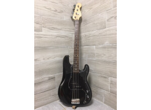 Fender Precision Bass Japan (13630)