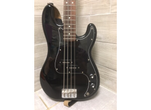 Fender Precision Bass Japan (39417)