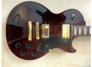Gibson Les Paul Studio - Wine Red w/ Gold Hardware (20280)