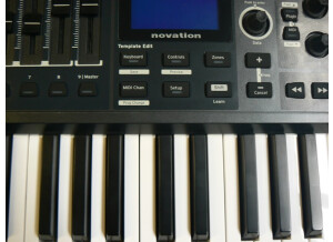 Novation Impluse moyen