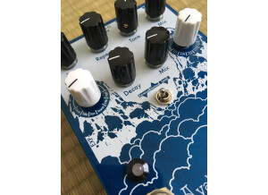 EarthQuaker Devices Avalanche Run (71511)