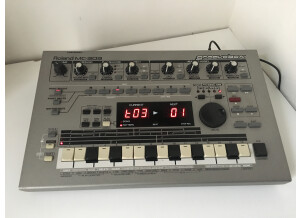 Roland MC-303 (65331)