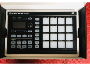 Native Instruments Maschine Mikro MKII (3300)