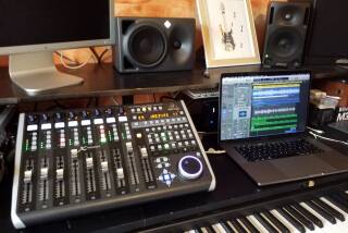 Behringer X-Touch