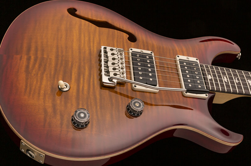 ce_24_semi_hollow_2019_photo3